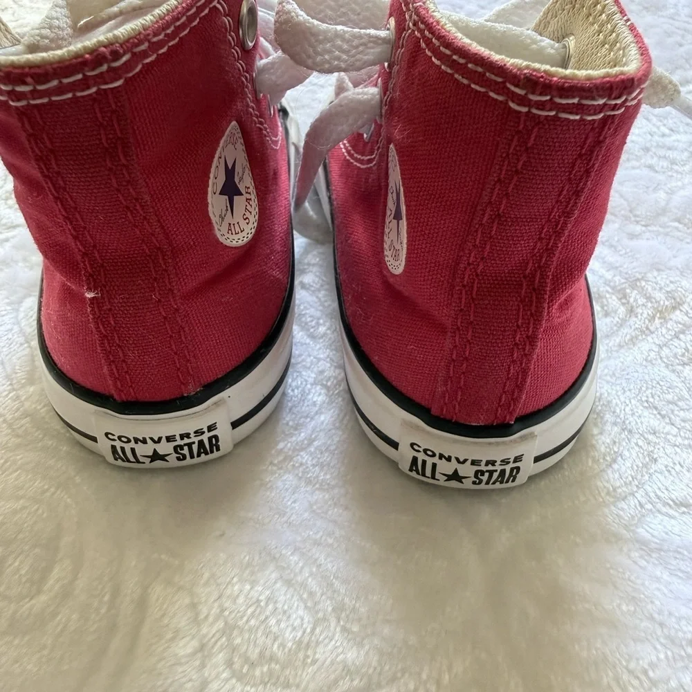 Converse Chuck Taylor Infant Red High Top Sneakers Size 4